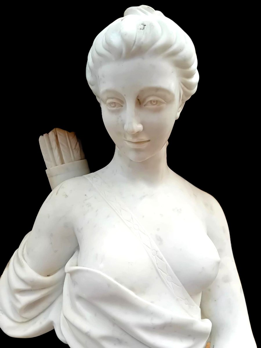 Paire de statues en marbre blanc de carrare.-photo-6