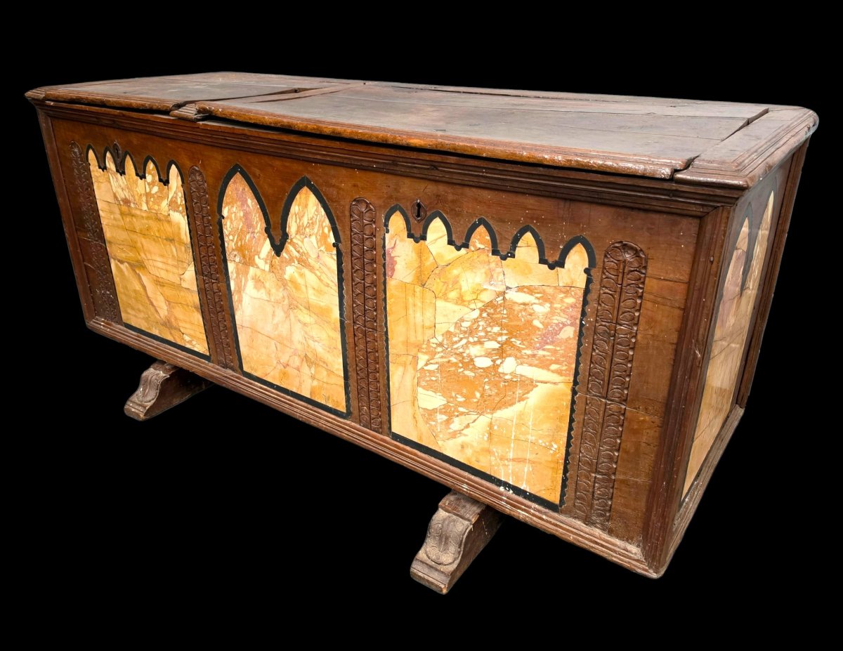 Walnut Chest With Marble Inlay -photo-3