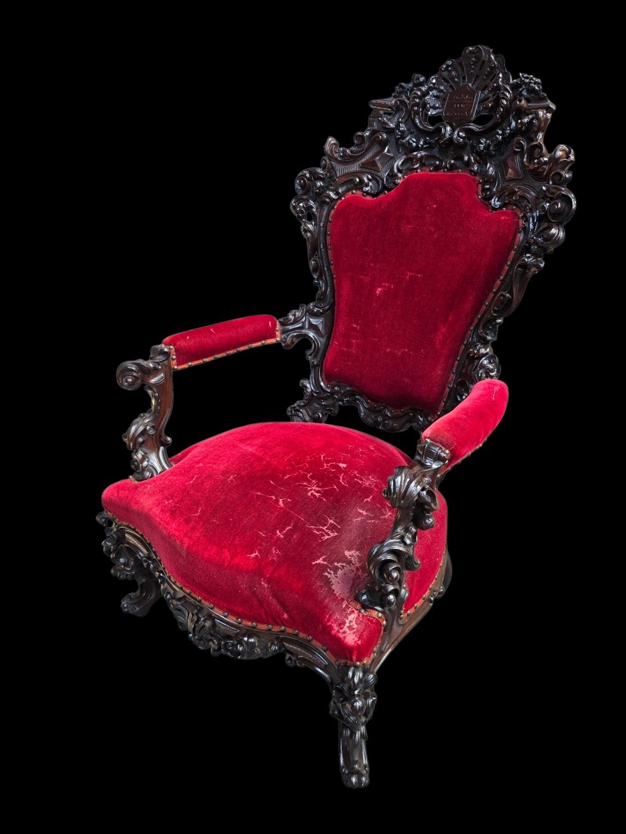Fauteuil sculpté -photo-3