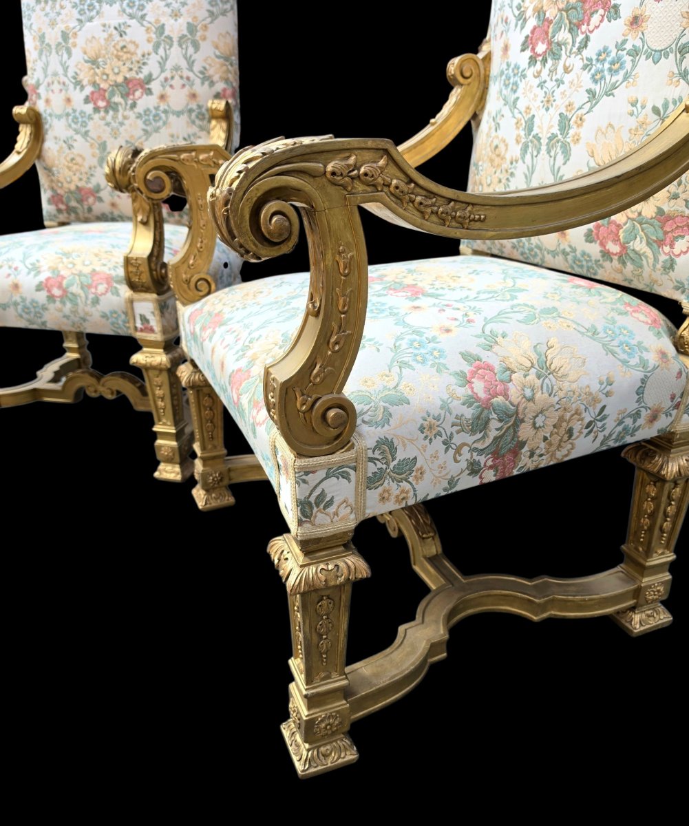 A Pair Of Gilded Wooden Armchairs -photo-1