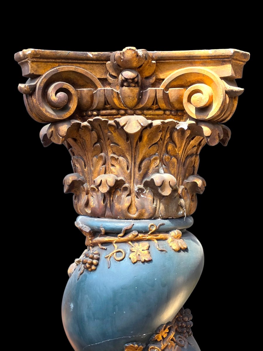 Pair Of Columns -photo-3