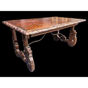Table espagnole en noyer