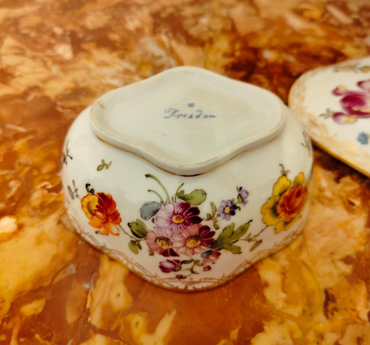 Dresden Sugar Bowl-photo-3