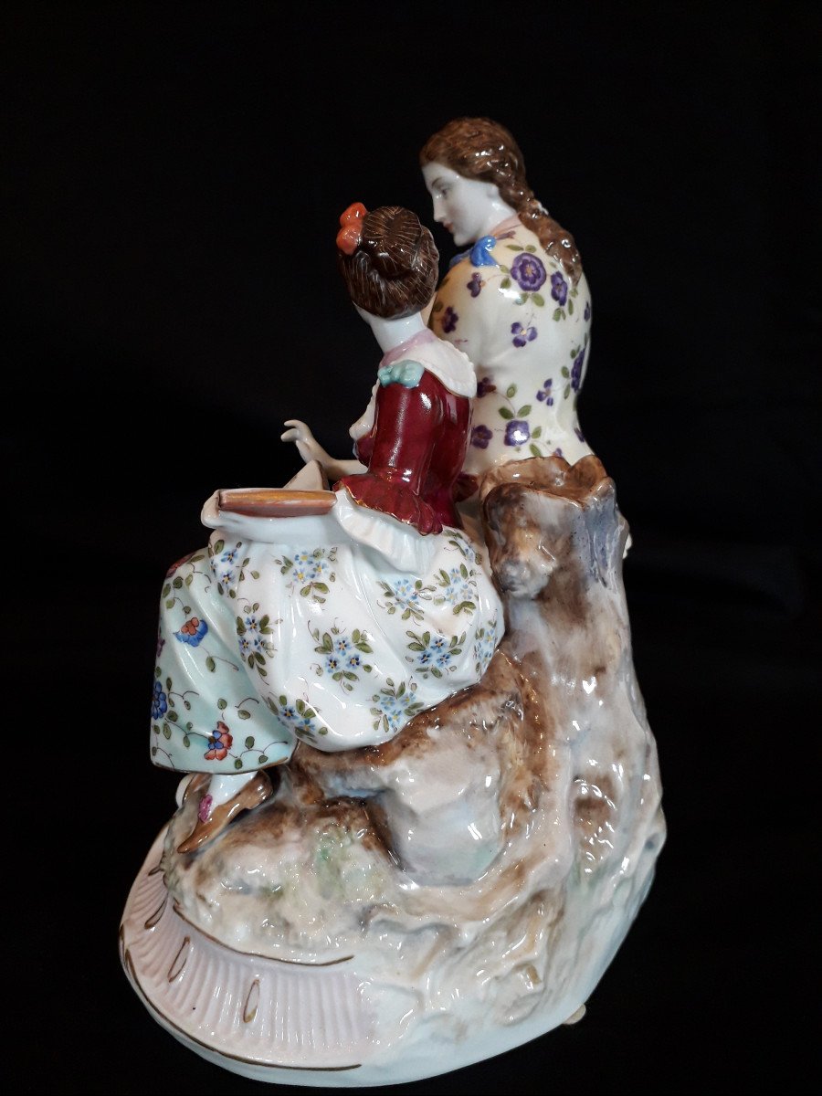 Statuine - ''the Music Lesson ''   Saxe Bone China-photo-3