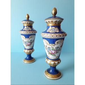 Sèvres XIX siècle - Vases en Porcelaine