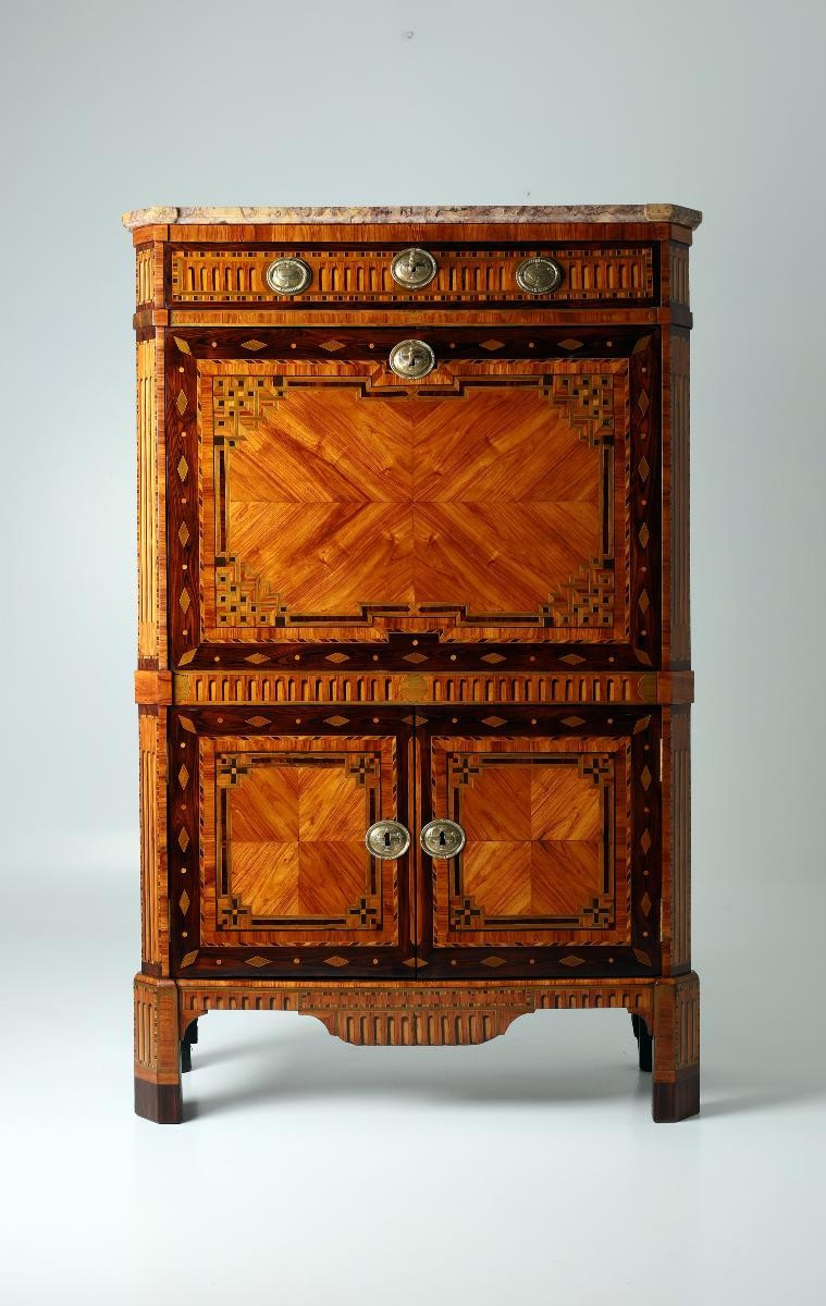 antiqueria-donald-breitlingit-diapo-0