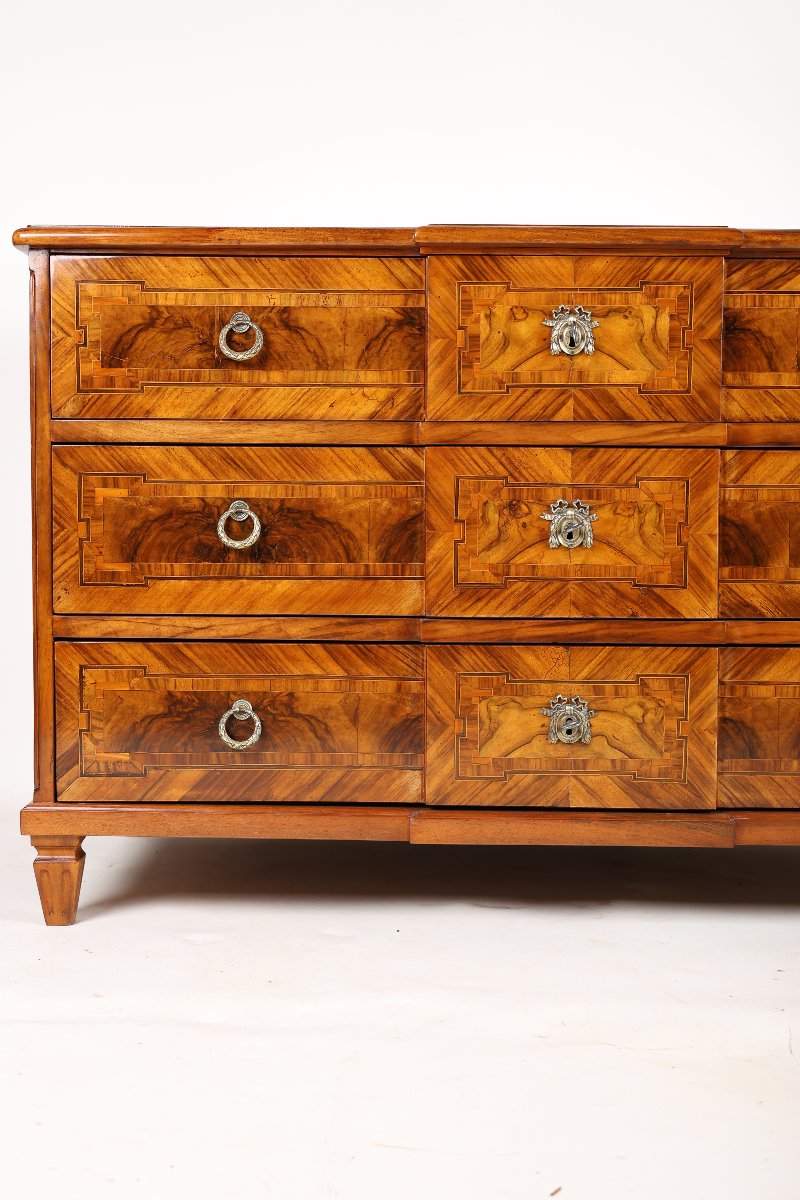 Louis XVI-period Walnut Chest Of Drawers With Marquetry, Central Europe, Circa 1800-photo-2