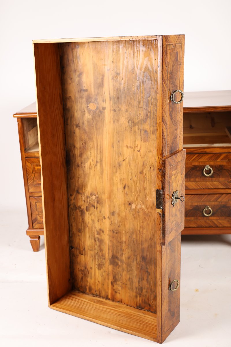 Louis XVI-period Walnut Chest Of Drawers With Marquetry, Central Europe, Circa 1800-photo-6