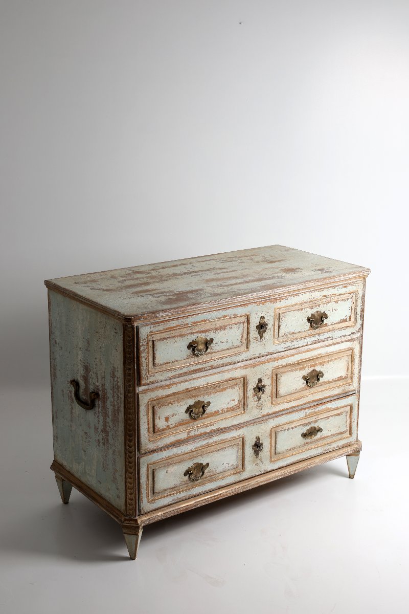 Early 19th-century Gustavian-style Chest Of Drawers, Circa 1800