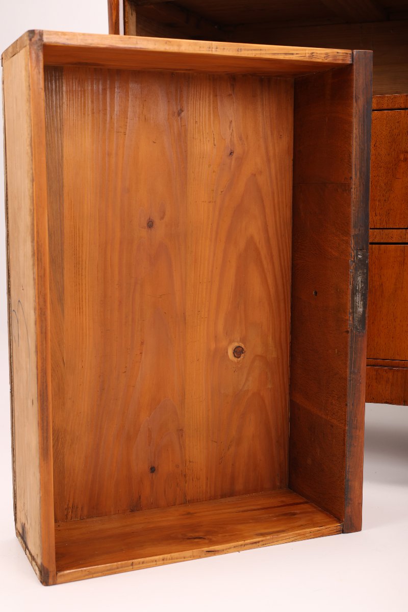 Antique Chest Of Drawers From Southern Germany, Circa 1825, Made Of Walnut Veneer-photo-3