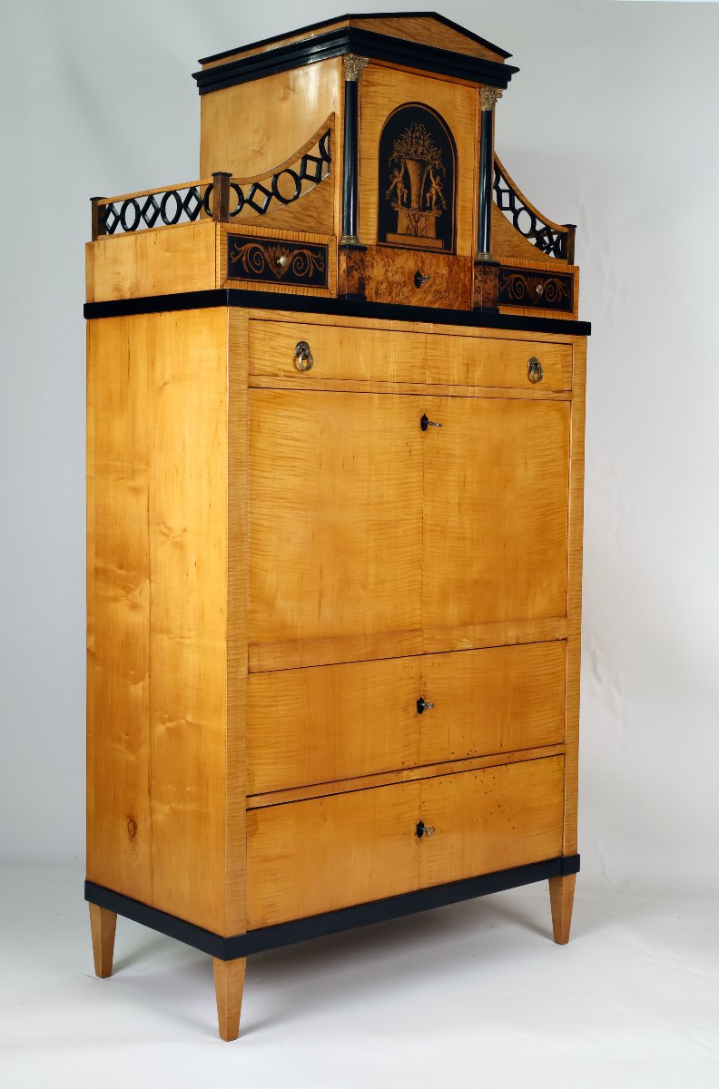 Fine Biedermeier Maple Secretaire, North Germany (braunschweig), Circa 1815-photo-4