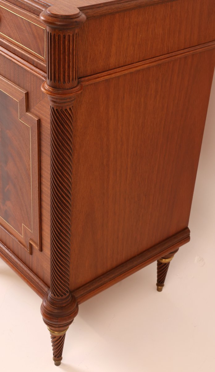 Early 20th-century Mahogany Sideboard-photo-4