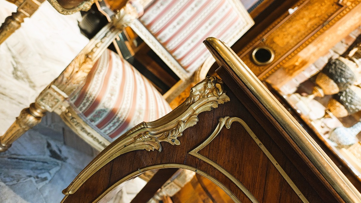 Table d'appoint néo-rococo dans le style de François Linke, fin XIXe siècle, à plateau rectangu-photo-1