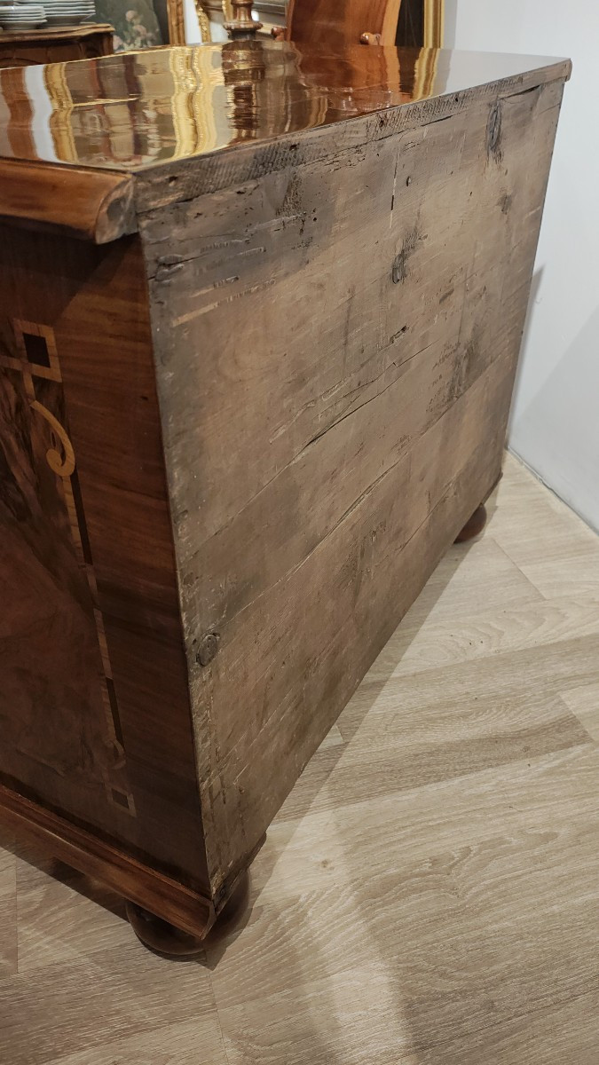 Commode baroque du XVIIIe siècle (vers 1760), après restauration.-photo-4