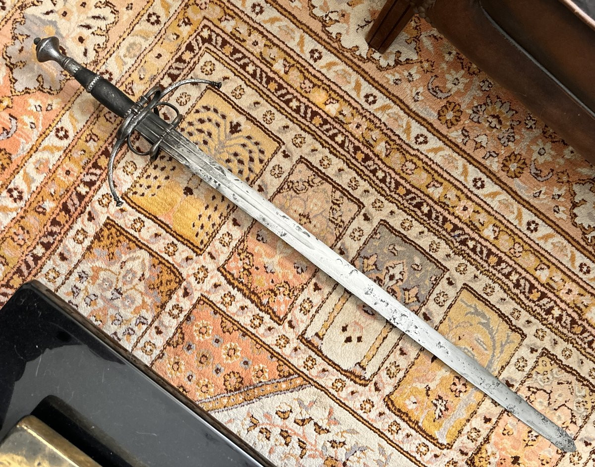 One And A Half Hand Sword-photo-2
