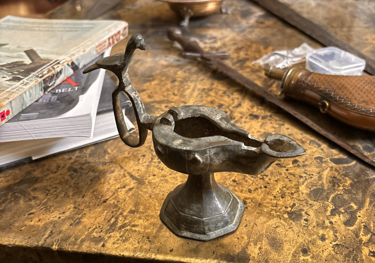 Byzantine/seljuk Bronze Oil Lamp