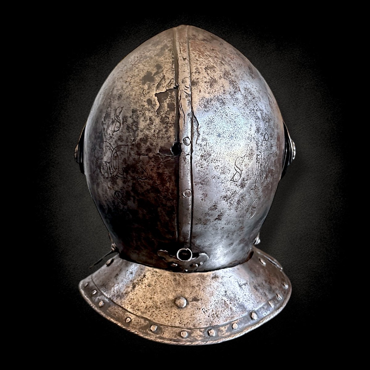 Superbe Casque Grotesque du XVIe siècle-photo-1