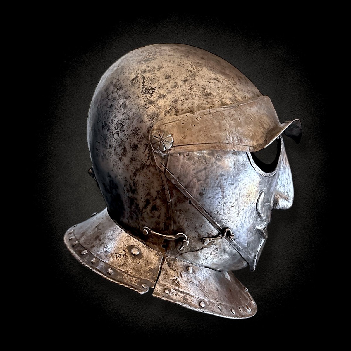 Superbe Casque Grotesque du XVIe siècle-photo-2