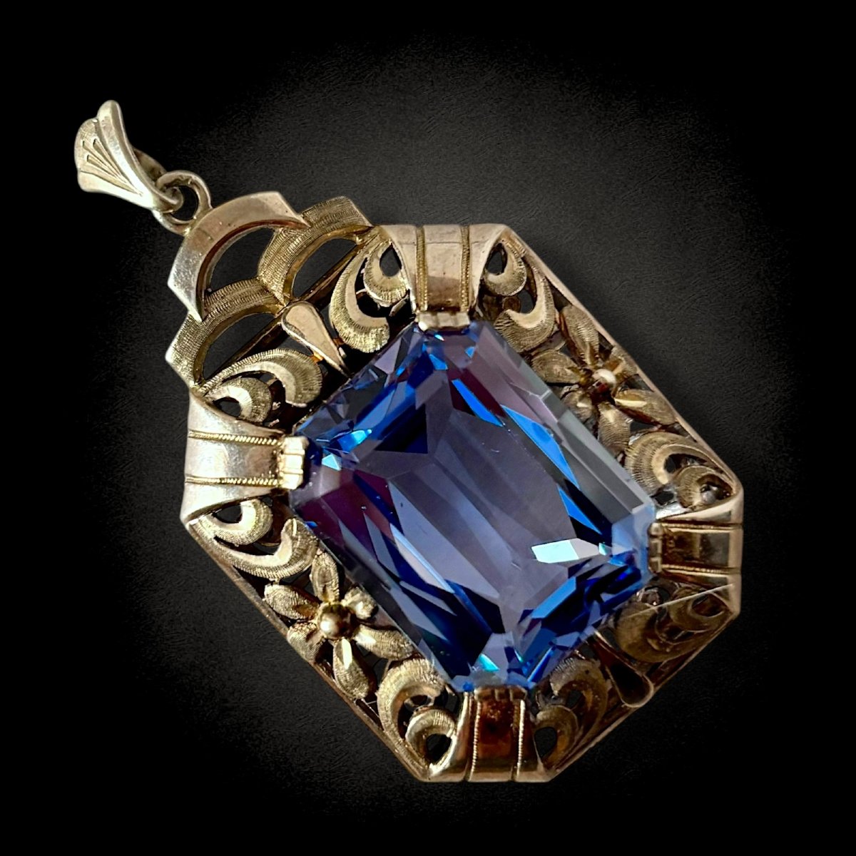 Pre-war Pendant And Ring With Blue Topaz-photo-3