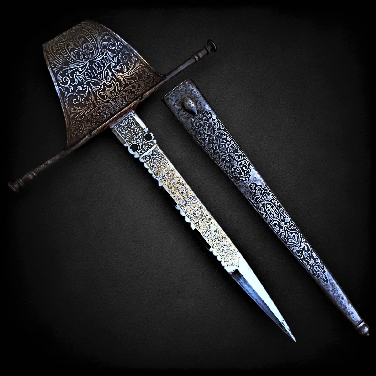 Dague Main Gauche Espagnole de Tolède du XIXe siècle-photo-3