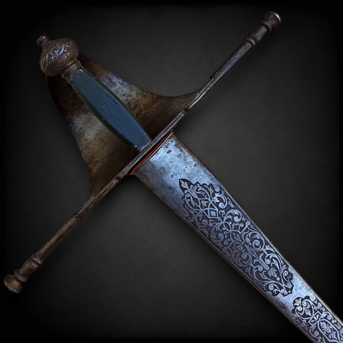 Dague Main Gauche Espagnole de Tolède du XIXe siècle-photo-2