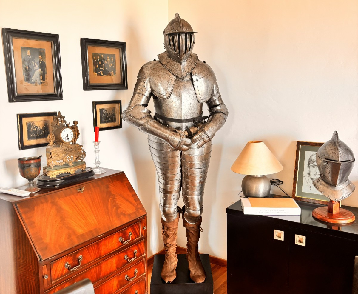 17th-century Italian Lombard Cuirassier Armor-photo-2