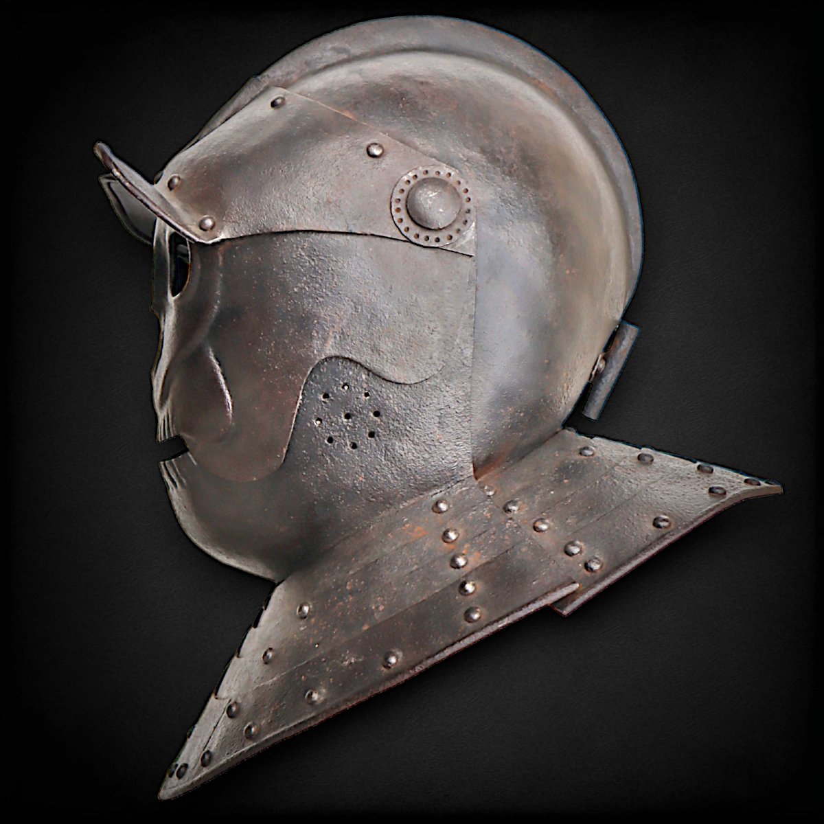 Grotesque Totenkopf Helmet -photo-3