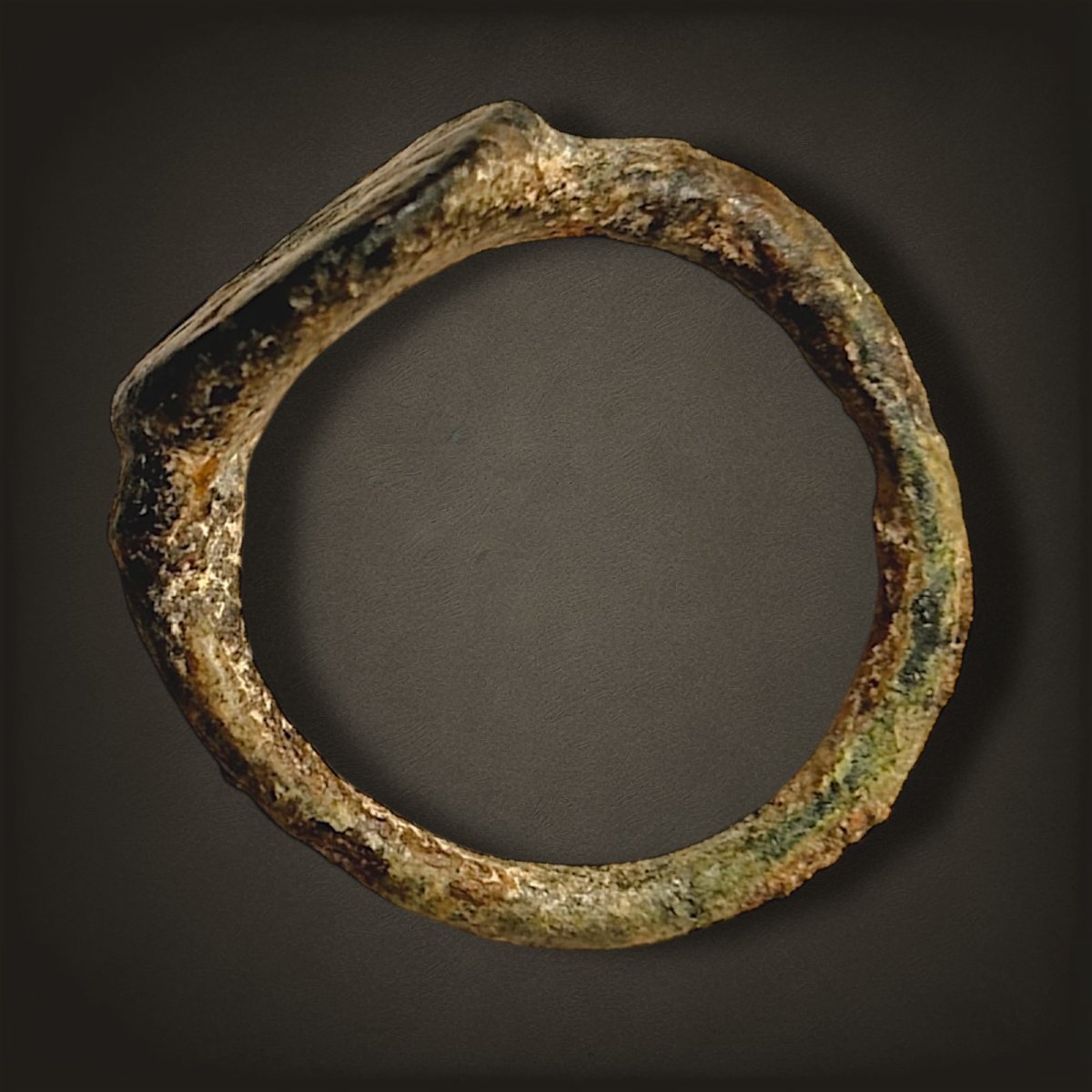 Roman Bronze Ring "antonivs"-photo-2