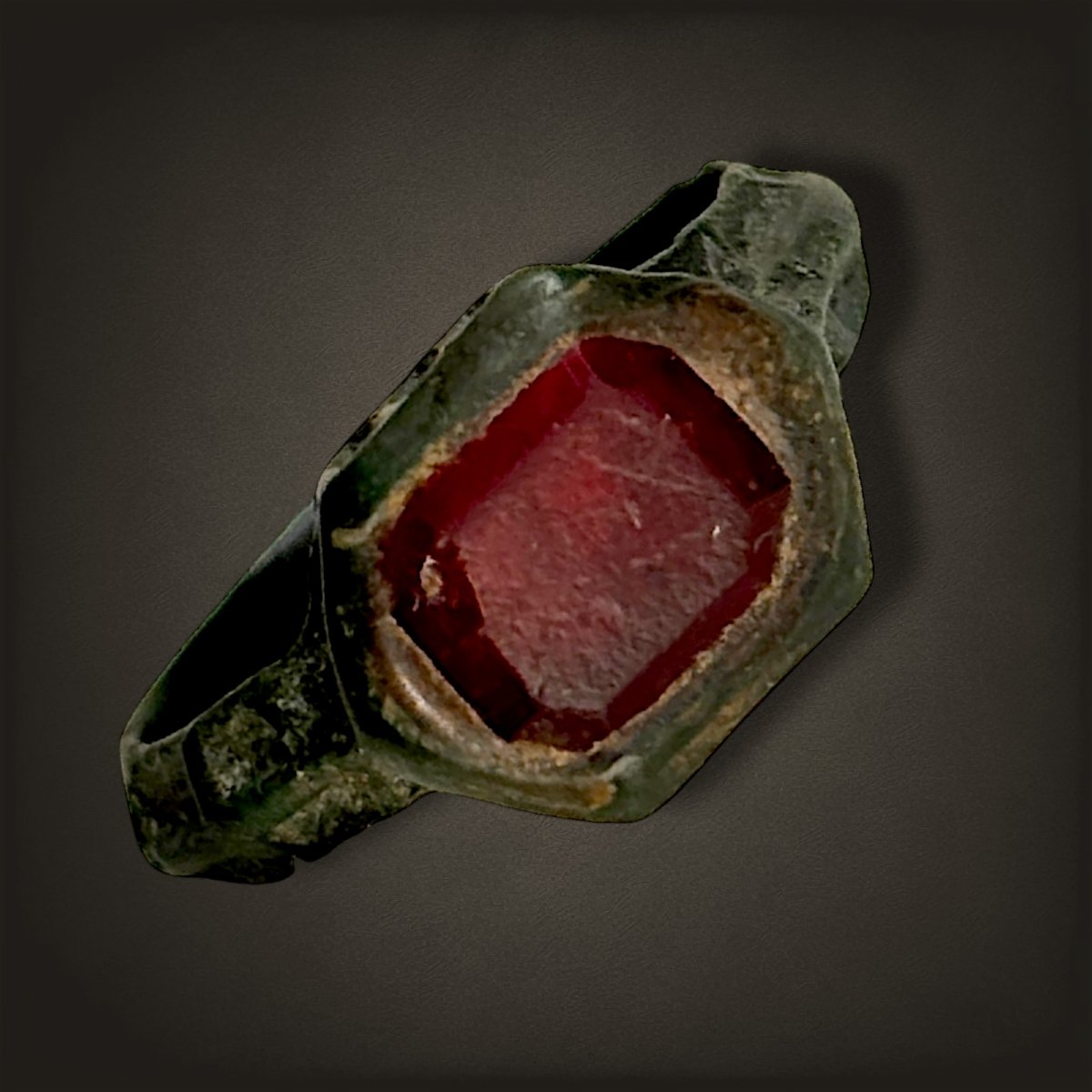 Bague Médiévale/Renaissance en Bronze-photo-4
