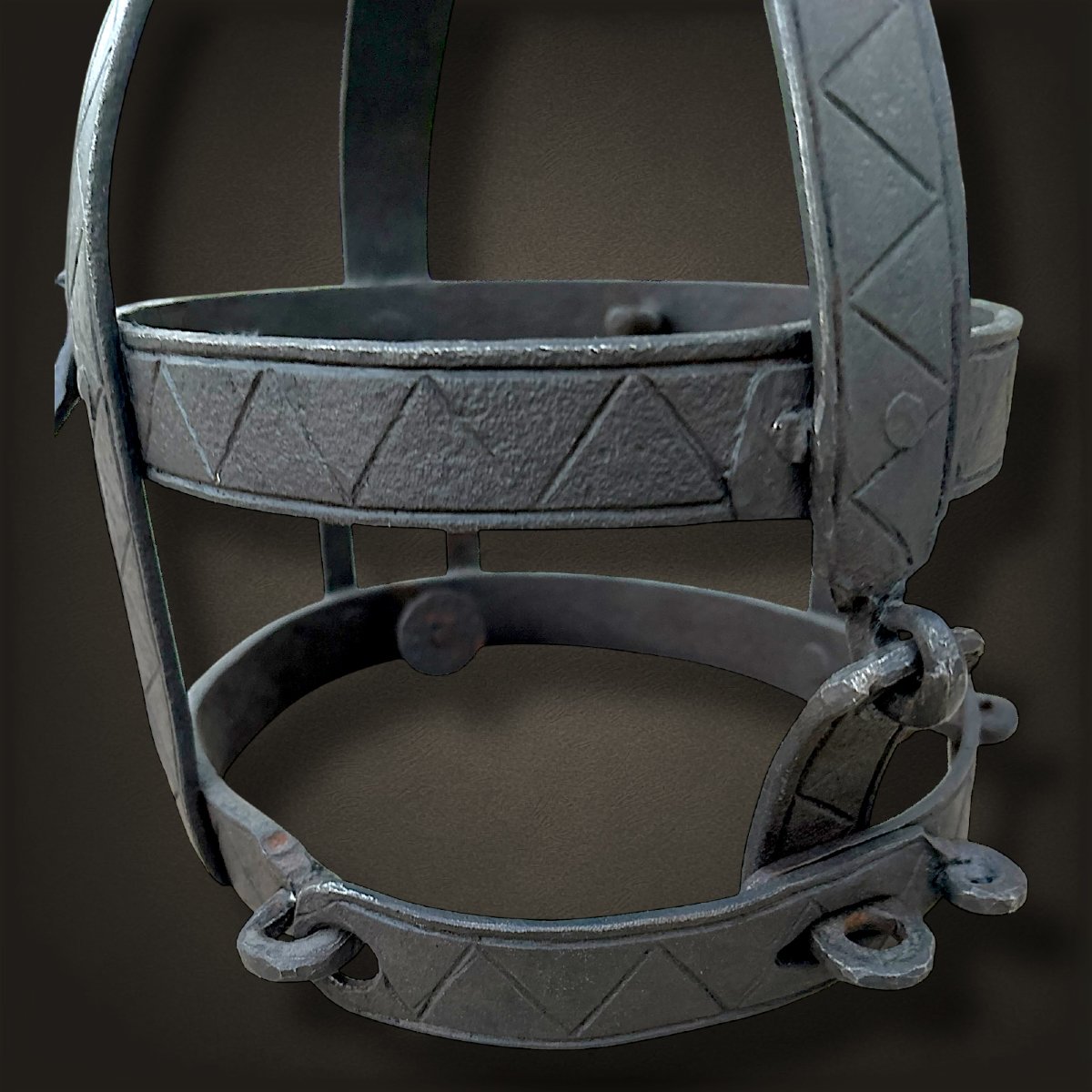 Inquisition Torture Mask-photo-7