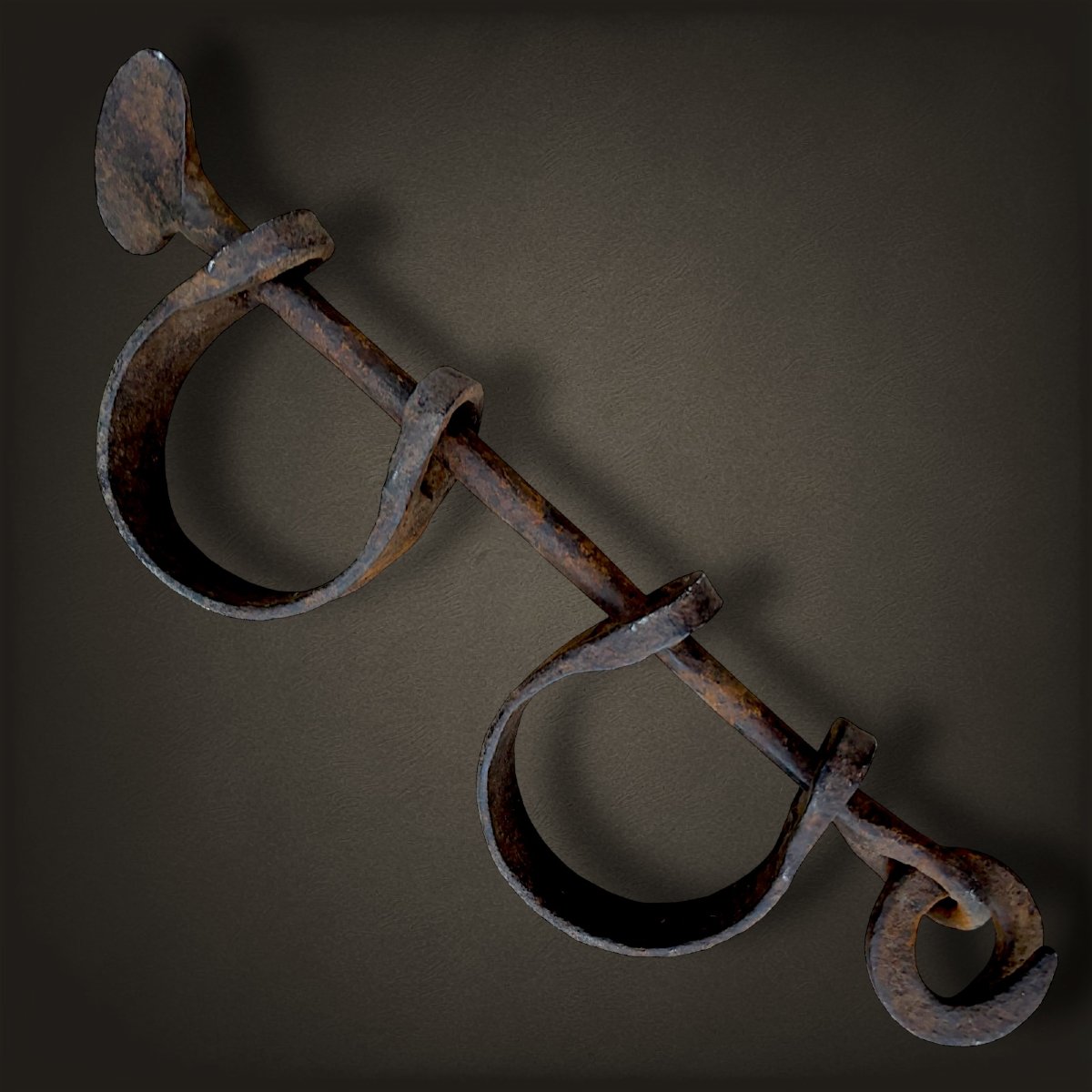 17th- And 18th-century Slave Shackles (atlantic Crossing)-photo-4