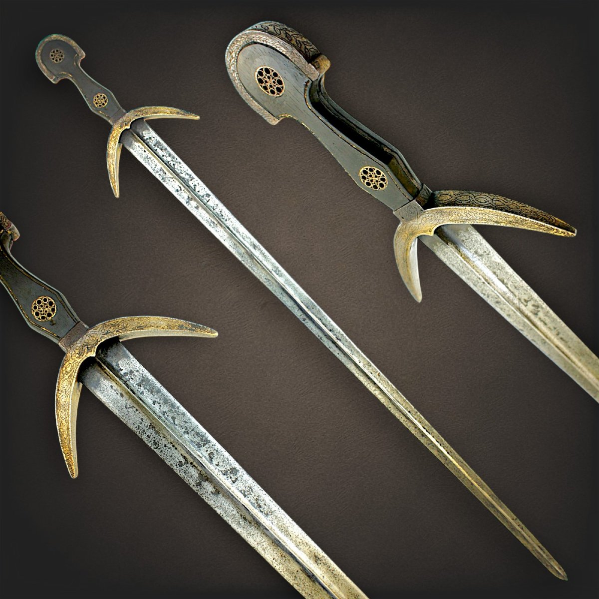 Épée Cinquedea d'Italie du Nord (XVᵉ – XVIᵉ siècle)-photo-1