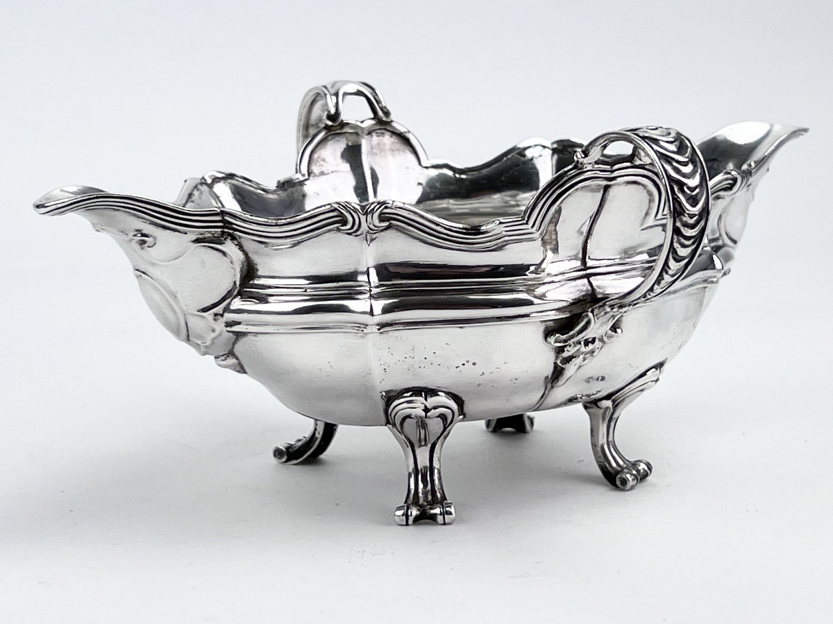 Pair Of 18th Century Silver Sauceboats-photo-1
