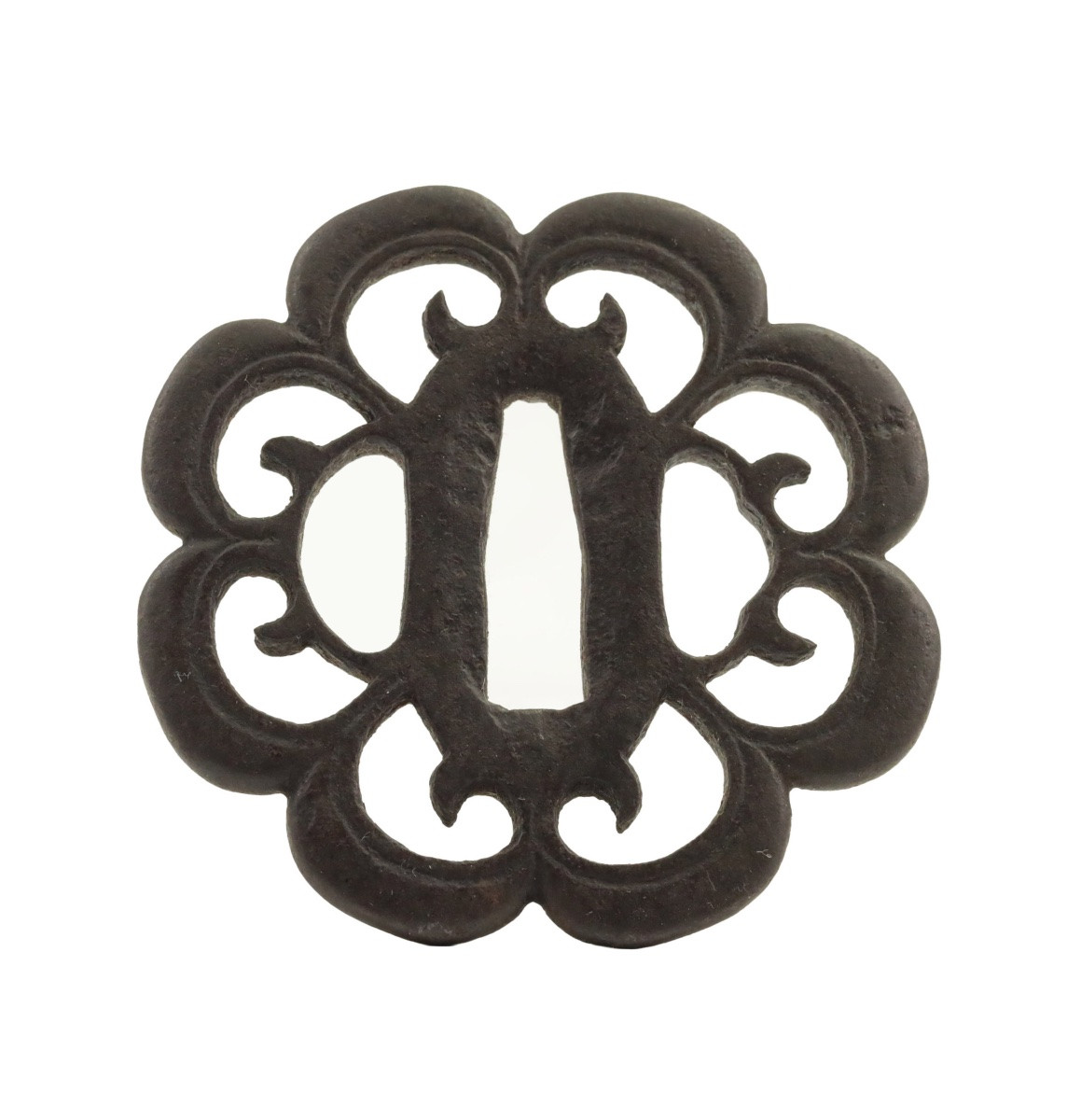 Hoan Style Chrysanthemum Tsuba-photo-2