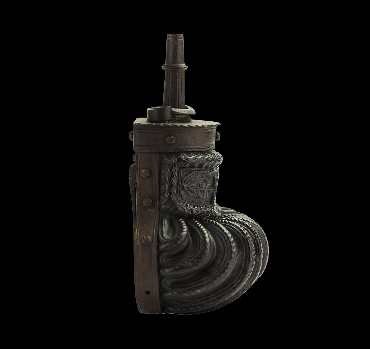 Flacon à poudre italien en corde « Cuir Bouilli »-photo-2