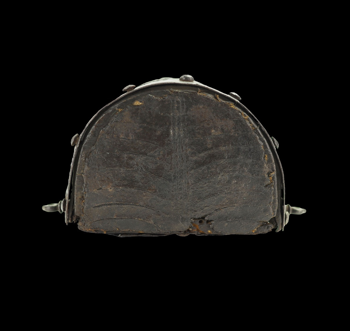 Flacon à poudre « Cuir Bouilli » du nord de l'Italie-photo-4