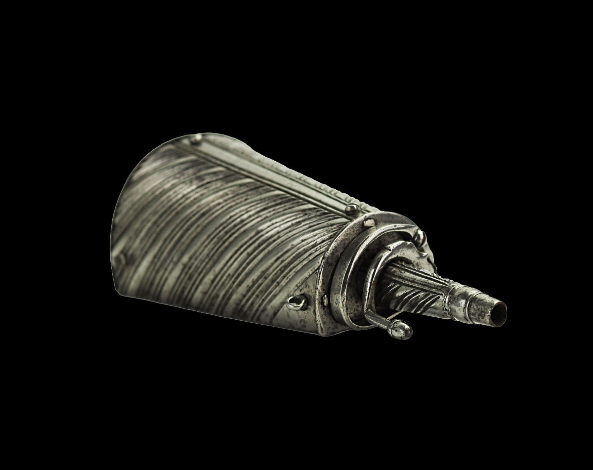 Brescia Steel Powder Flask-photo-2