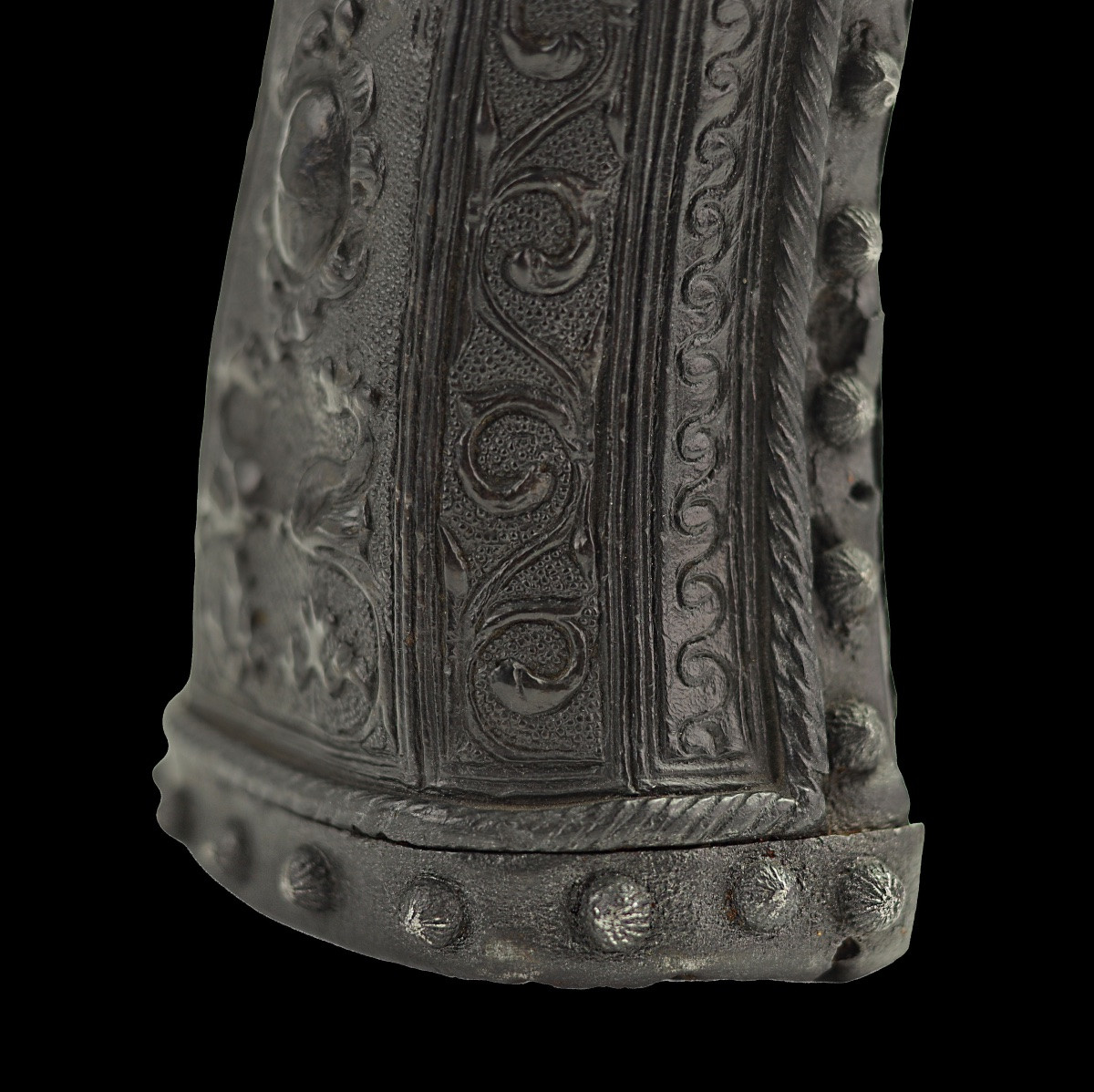 Powder Flask Manufactured In Northern Italy-photo-3