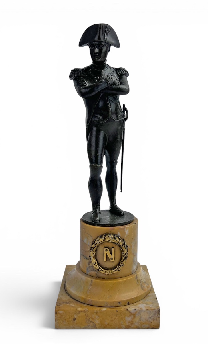 A 19th-century Bronze Statue Depicting The Great Napoleon Bonaparte-photo-2