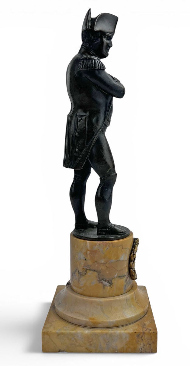 A 19th-century Bronze Statue Depicting The Great Napoleon Bonaparte-photo-4