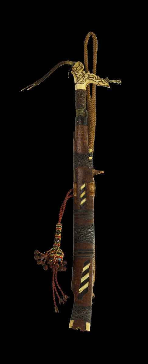 Kayan Mandau, gaucher-photo-2
