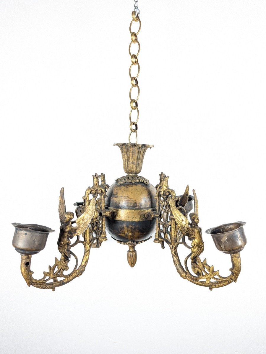 Lustre français Empire en bronze doré.