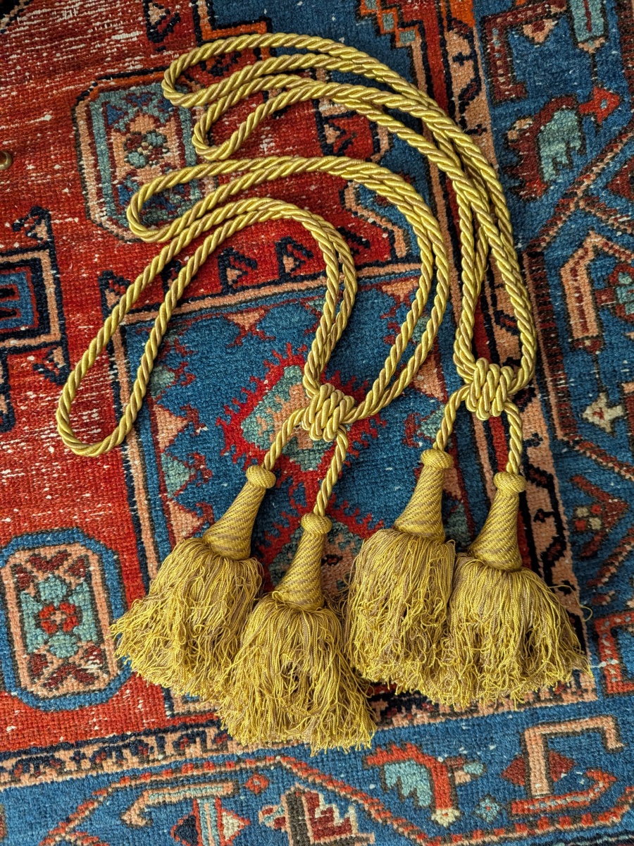 Paire  antique Francais passementerie
