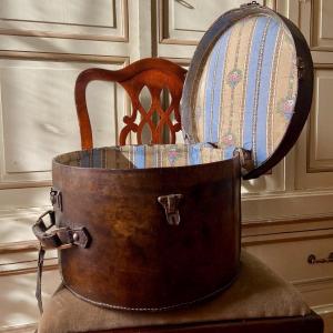Old Travel Hat Box For French Ladies.