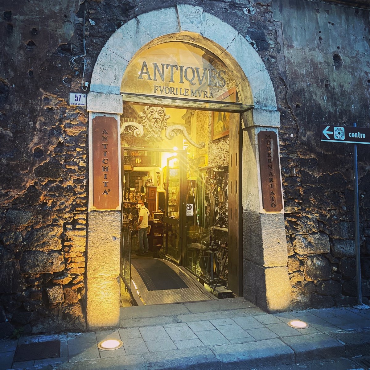 Antiques Fuori le Mura