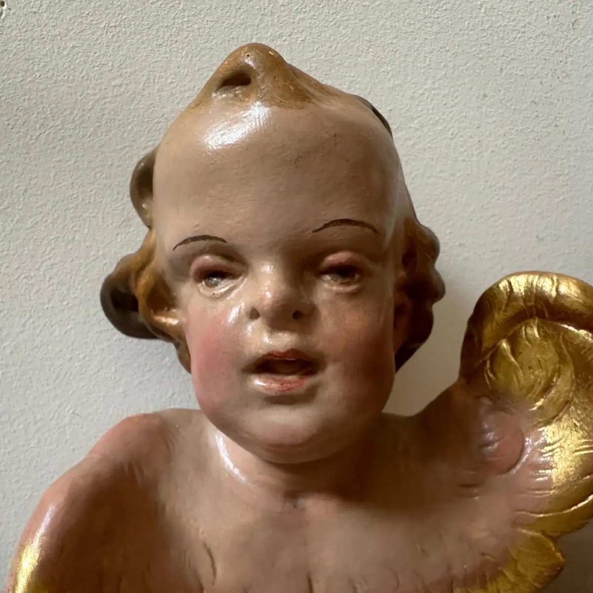 Paire D'appliques Murales Baroque En Céramique - Anges Blancs, Vintage