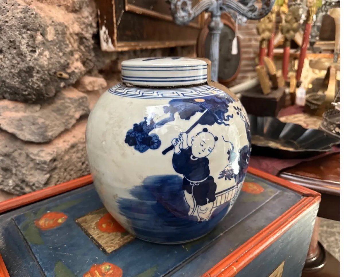 Pot De Gingembre Chinois Traditionnel En Céramique Bleue Et Blanche De La Fin Du 20e Siècle-photo-2