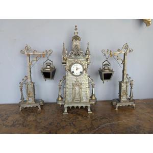 Neo-gothic Fireplace Surround In Silver And Gold Bronze