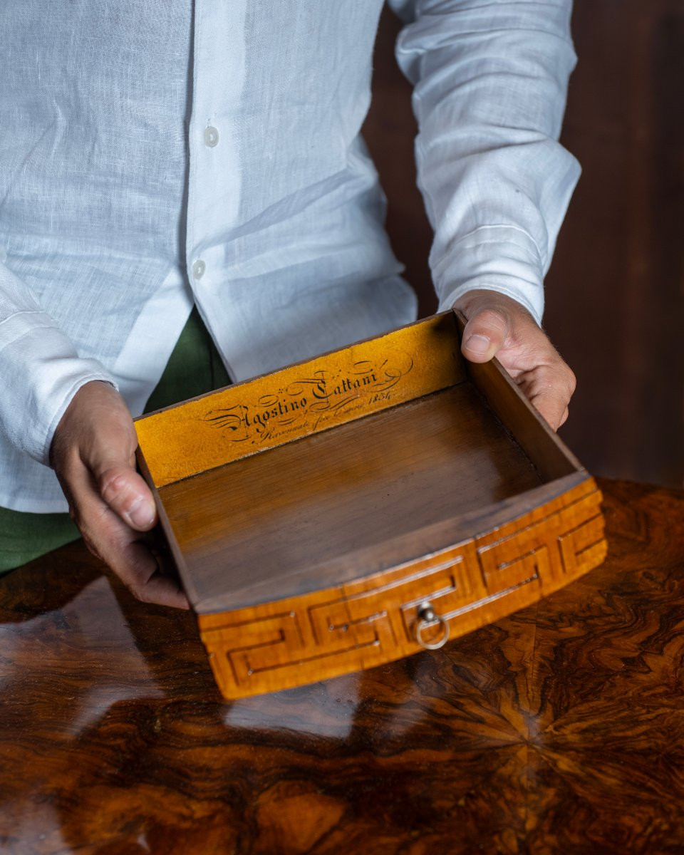 Agostino Cattani (active In Emilia-romagna, 19th Century) Round Walnut Table-photo-2