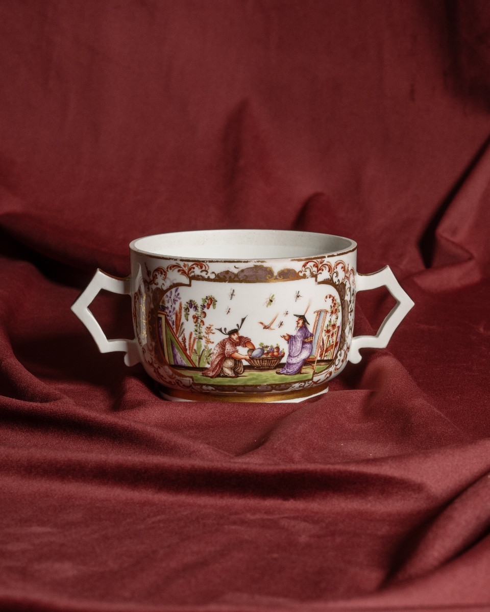 Cup With Polychrome Decoration, Johann Gregorius Höroldt, Meissen Manufactory -photo-2